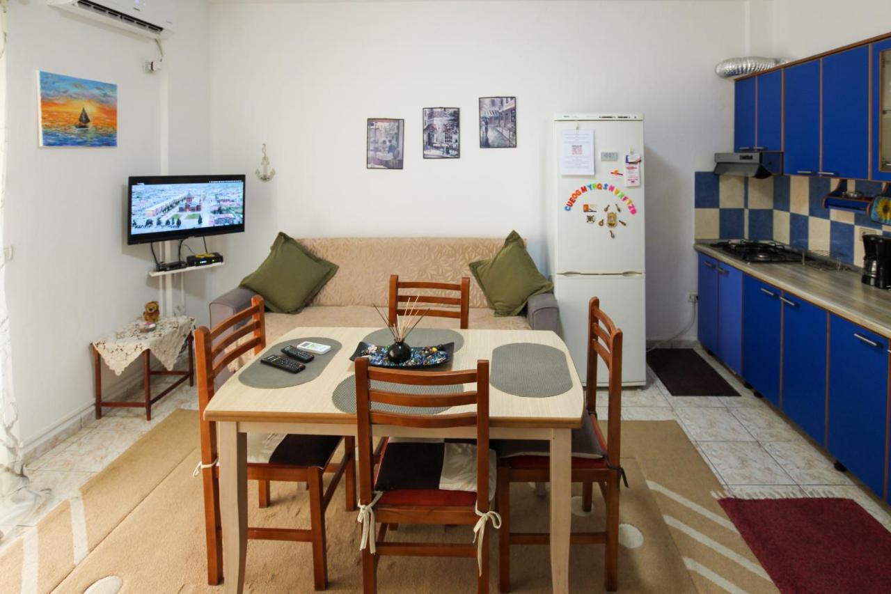 1 Bedroom Apartment With Fast Internet And Sea View Balcony In Durrës Buitenkant foto